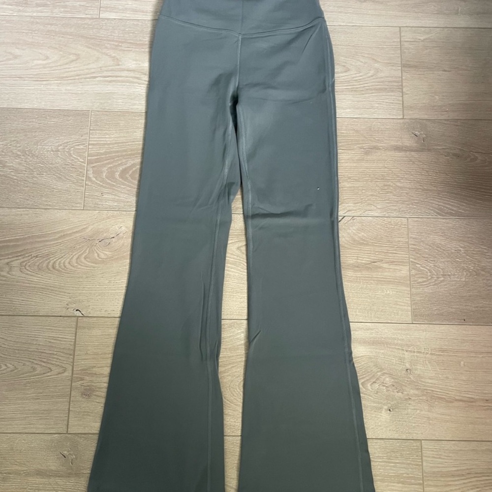 Lululemon flair leggings